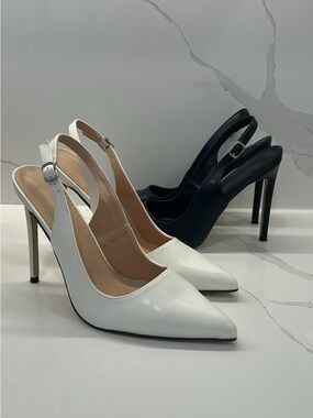 Classic Pointed Toe Slingback Pumps - White
